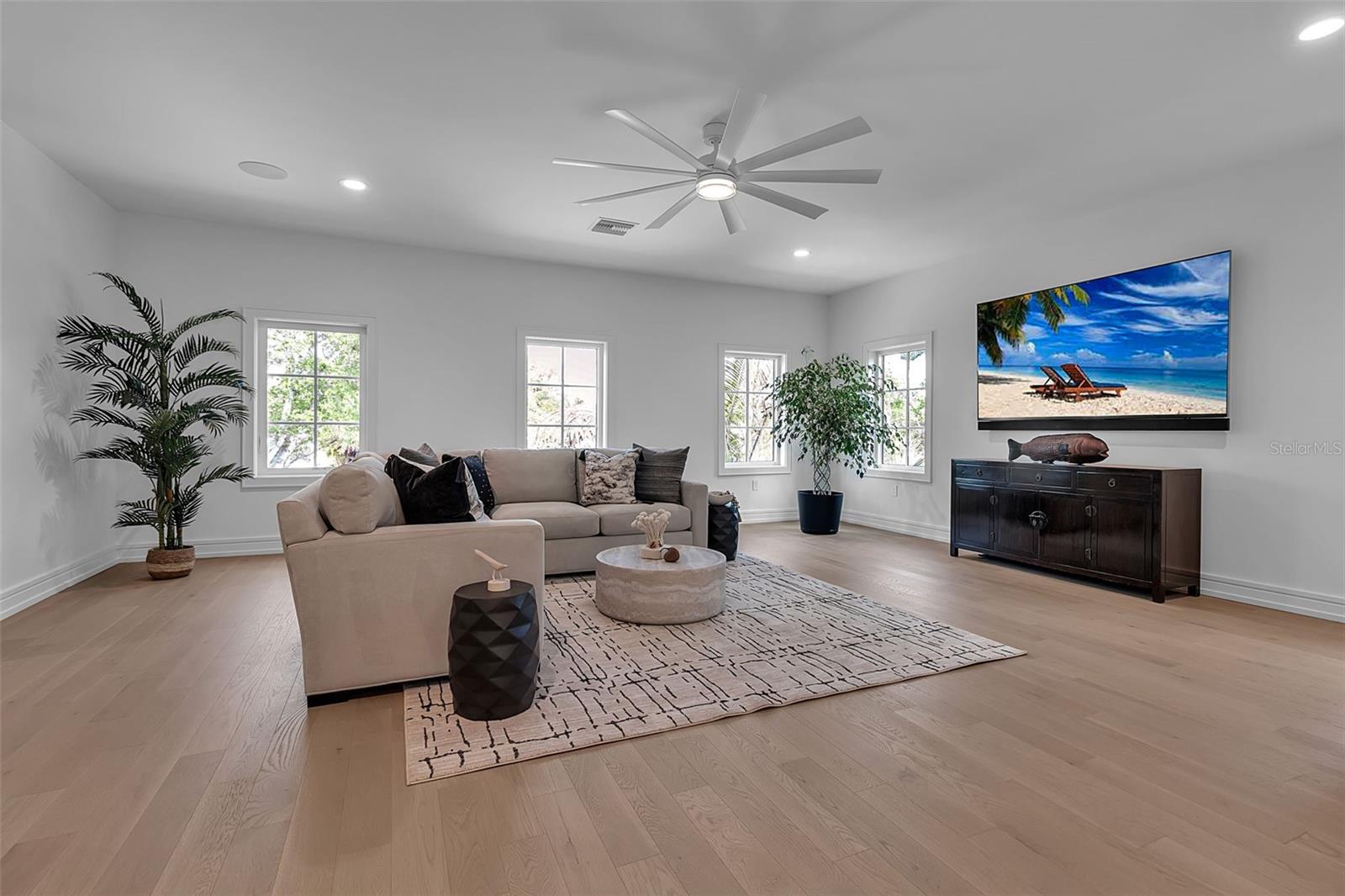 PRIME SUB - Residential