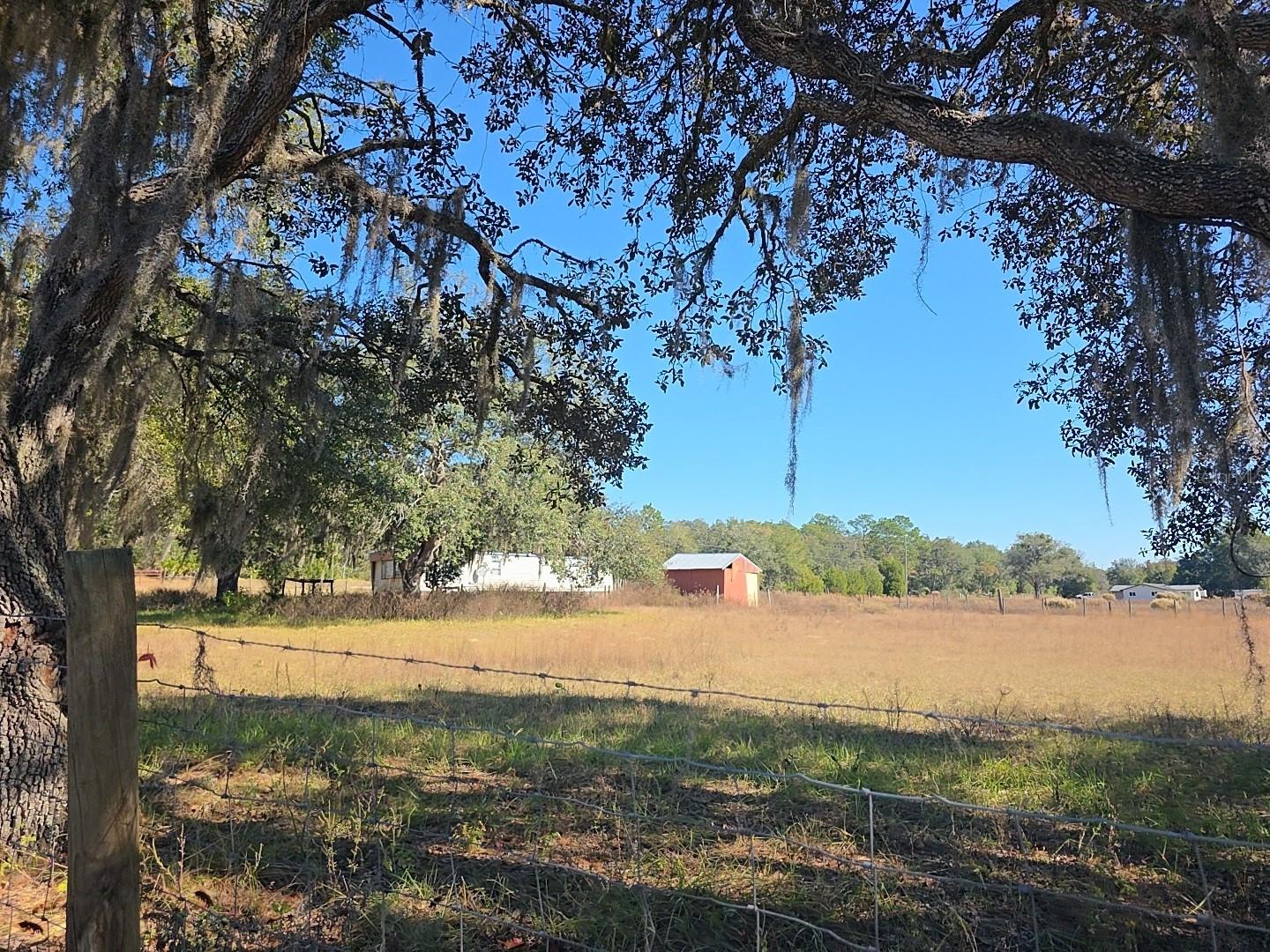 GREEN ACRES - Residential