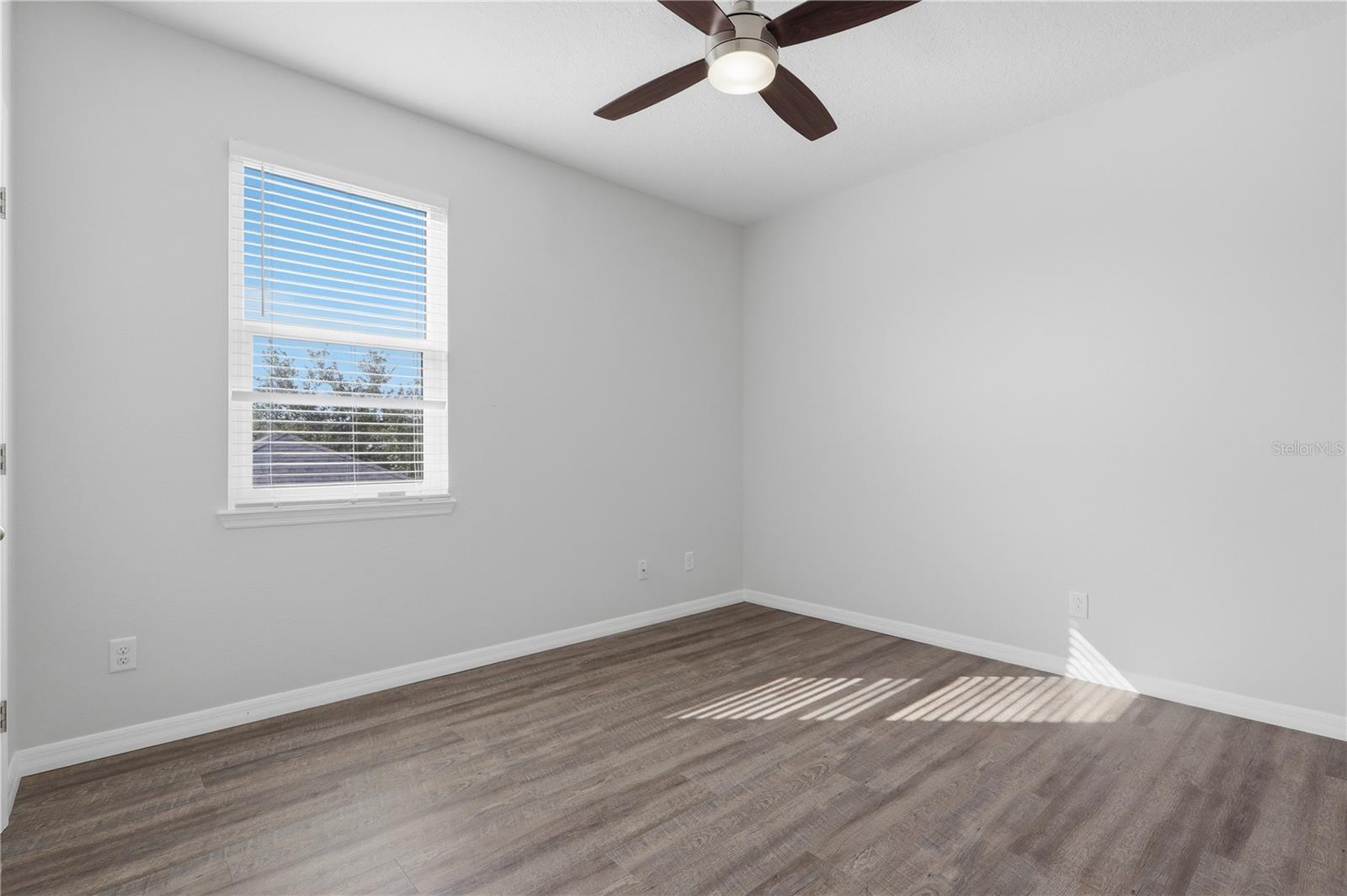 NEW RIVER LAKES PHASE 01 - Residential