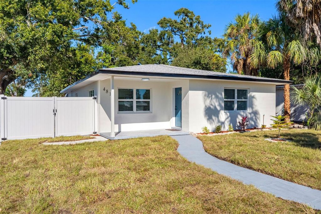 Photo of 4819 21st Avenue S, St Petersburg, FL 33711 (MLS # TB8450932)