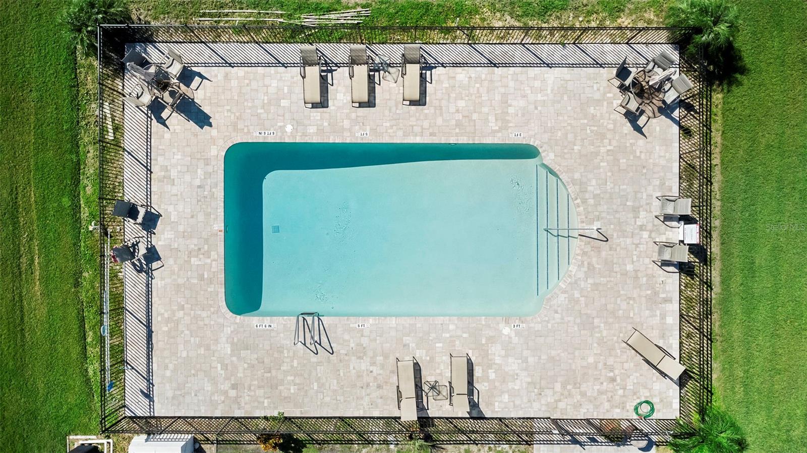 JUNGLE DEN VILLAS PH 03 CONDO - Residential