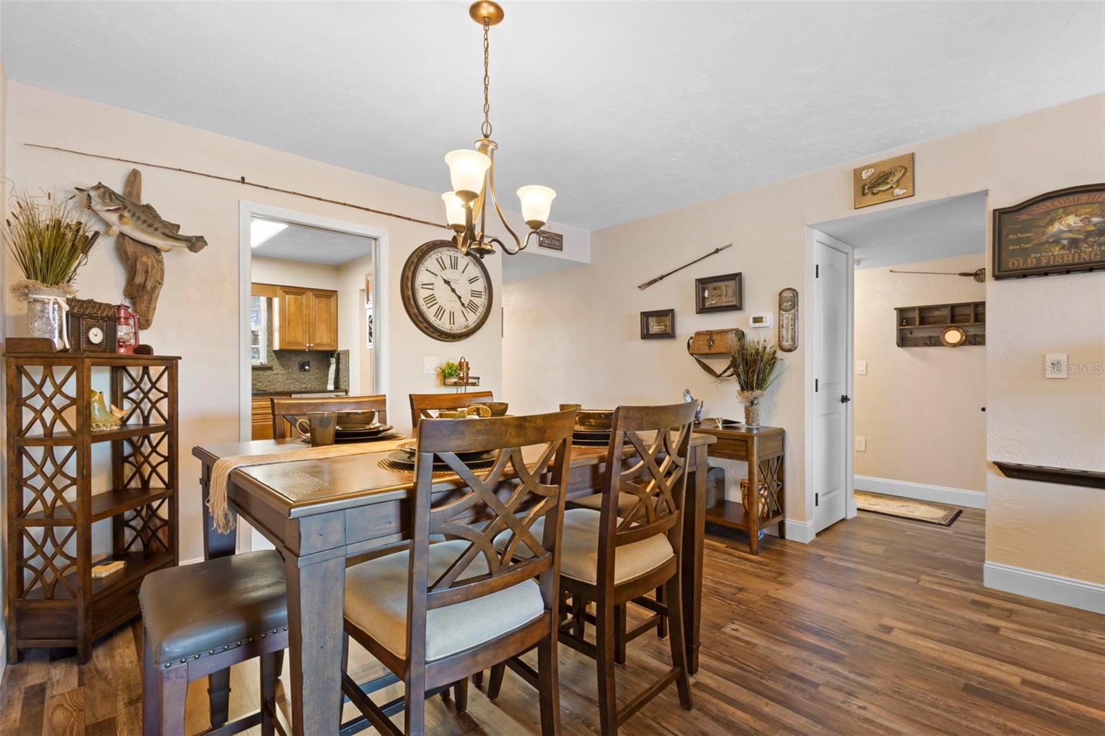 JUNGLE DEN VILLAS PH 03 CONDO - Residential