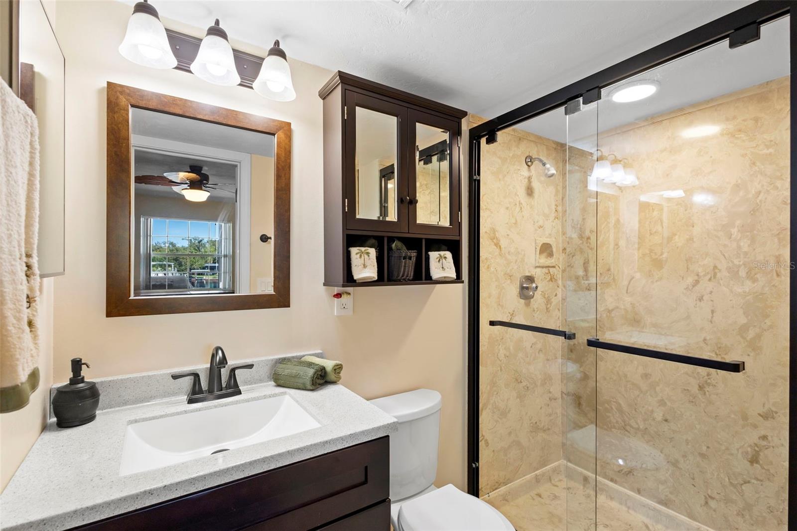 JUNGLE DEN VILLAS PH 03 CONDO - Residential