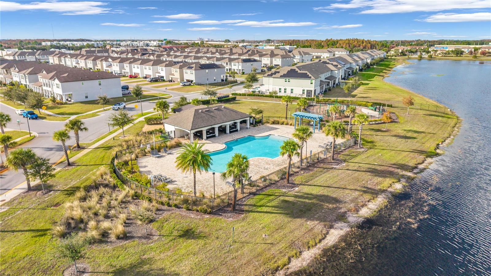 ARBORS/MDW WOODS - Residential