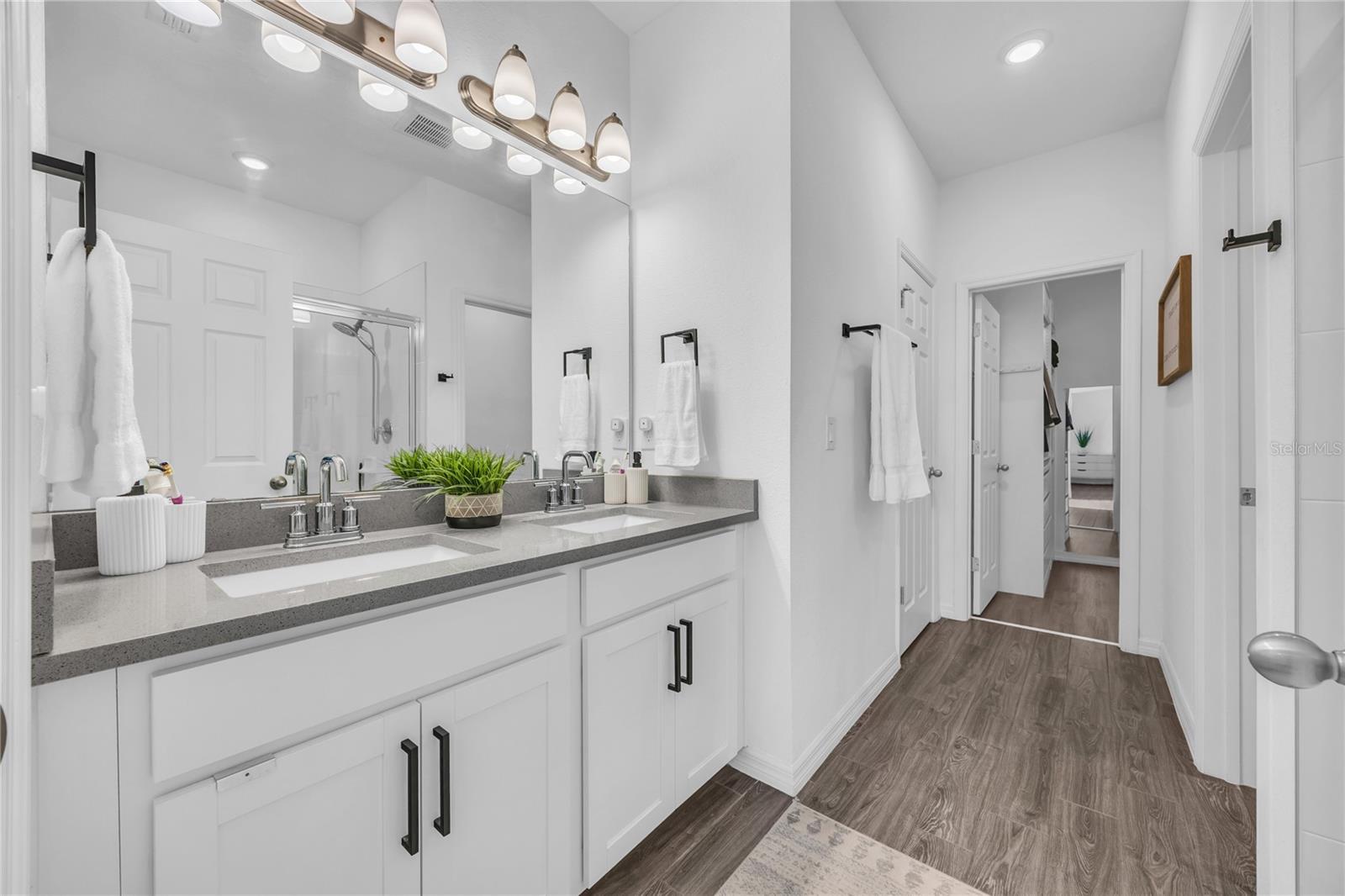 ARBORS/MDW WOODS - Residential