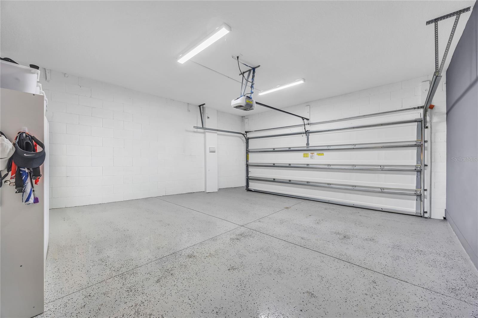 ARBORS/MDW WOODS - Residential