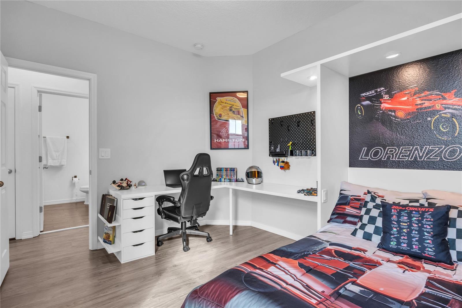 ARBORS/MDW WOODS - Residential