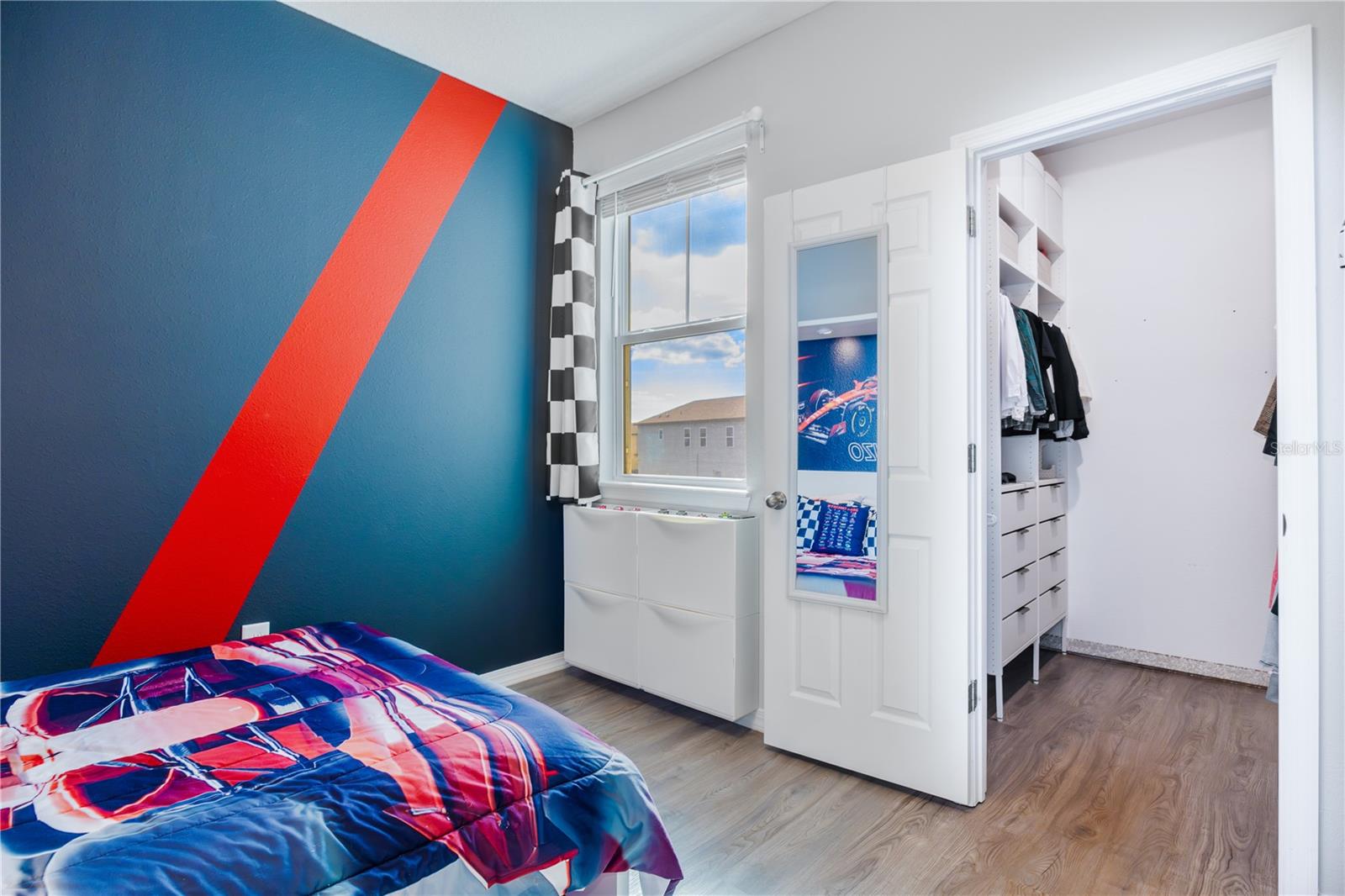 ARBORS/MDW WOODS - Residential