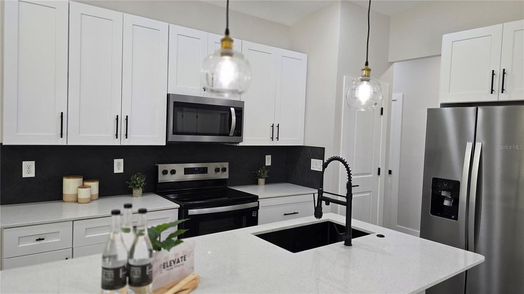 Photo of 12412 SW 98th Street, Dunnellon, FL 34432 (MLS # G5094210)