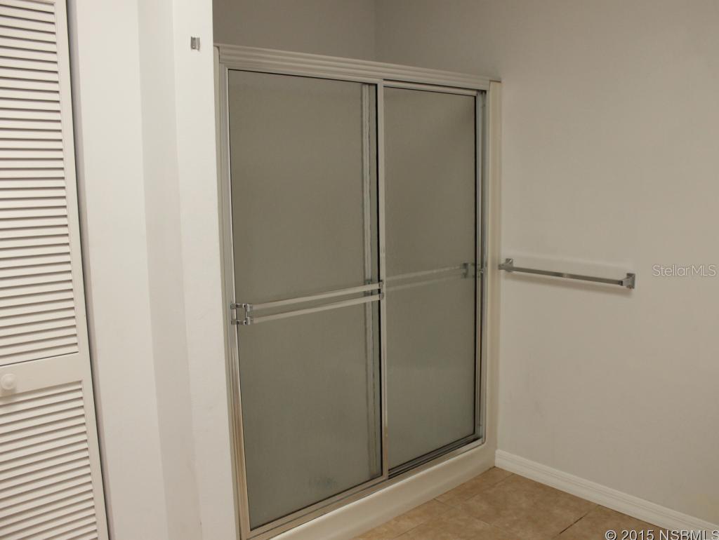 Westgate Condo At Pelican Bay Ph 01A & B Ph 02 & 0 - Residential