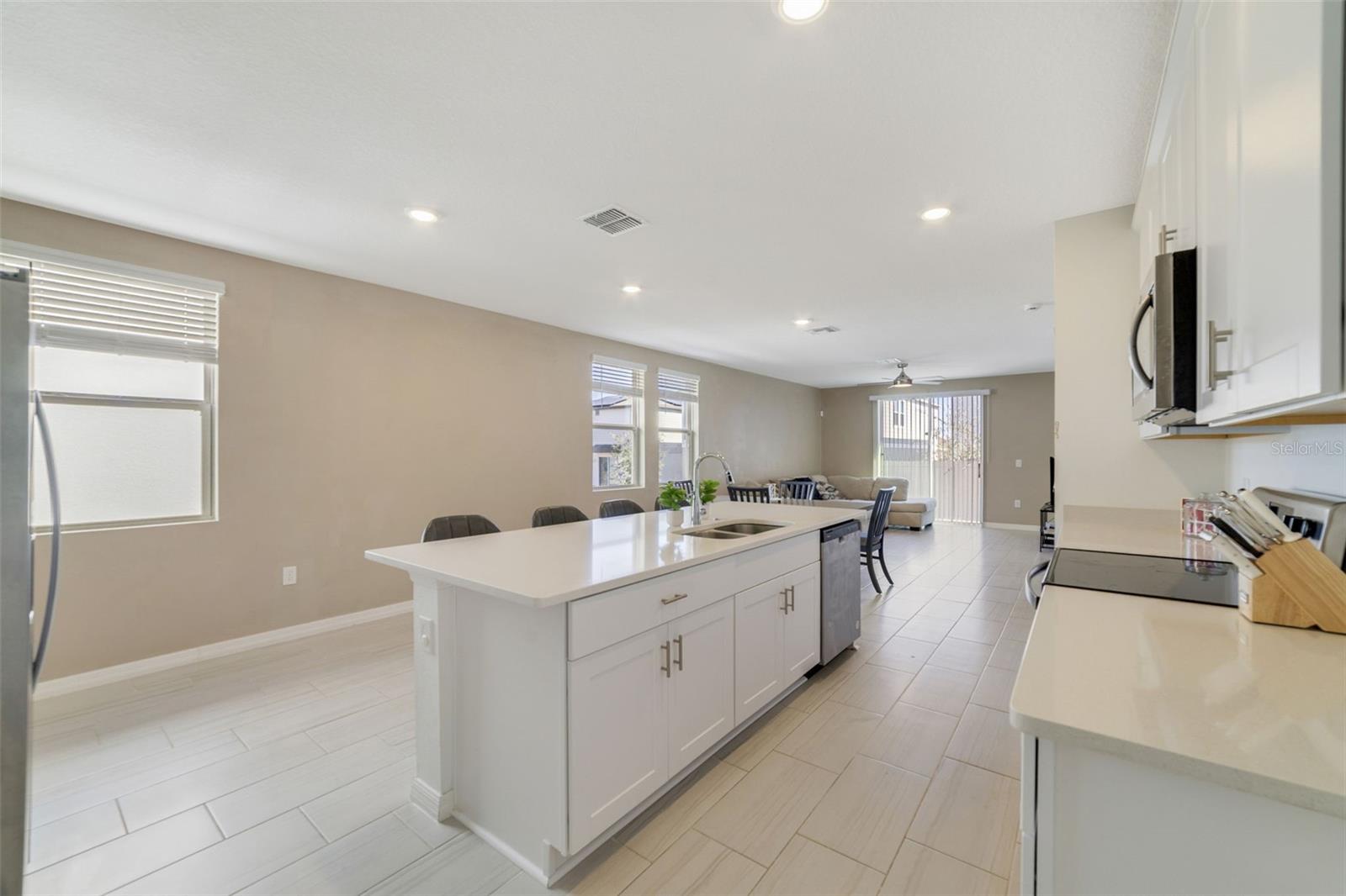 4928 MAINSAIL STREET