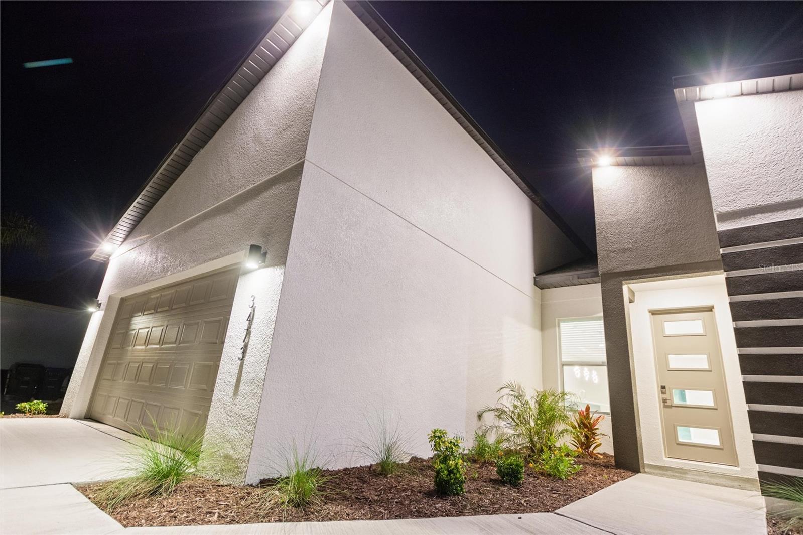 PORT CHARLOTTE SUB 12 - Residential Lease
