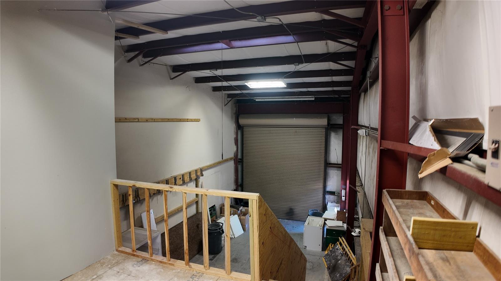 MONTEREY - Commercial Lease