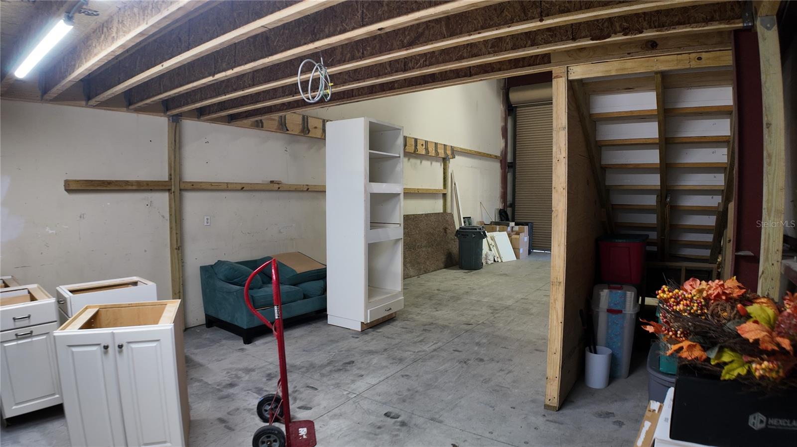 MONTEREY - Commercial Lease