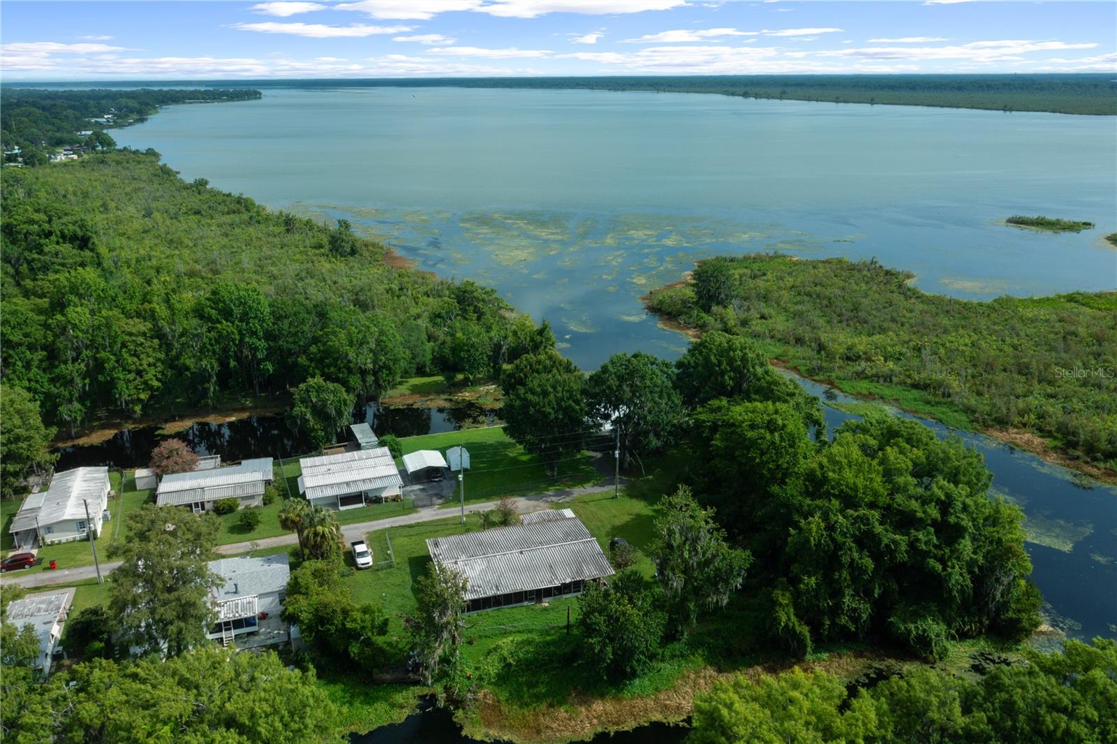 MAGNOLIA MANOR - Residential