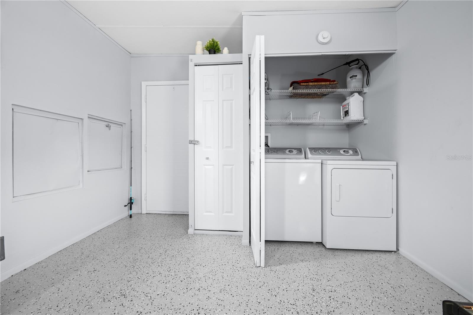 MAGNOLIA MANOR - Residential