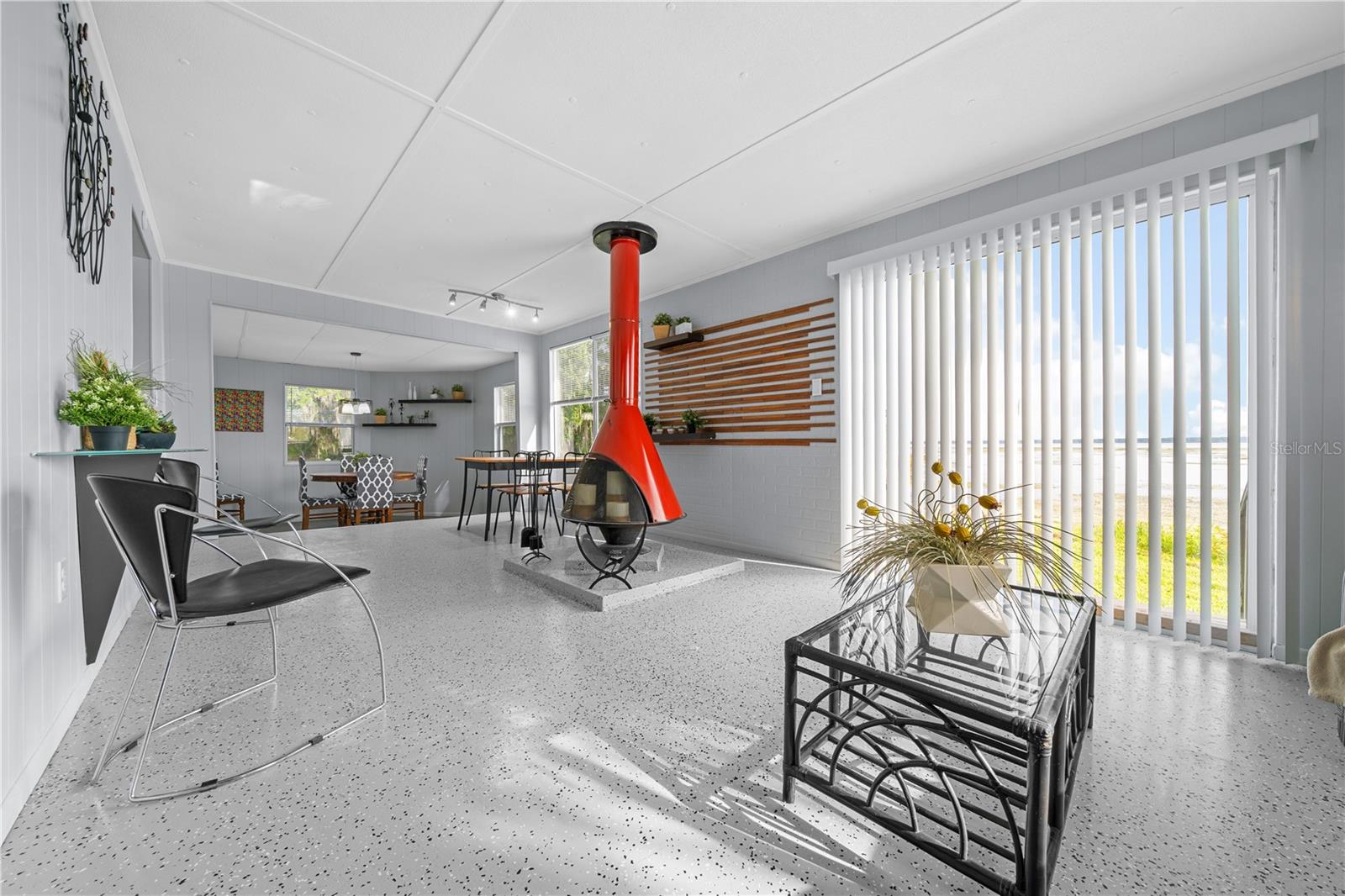 MAGNOLIA MANOR - Residential