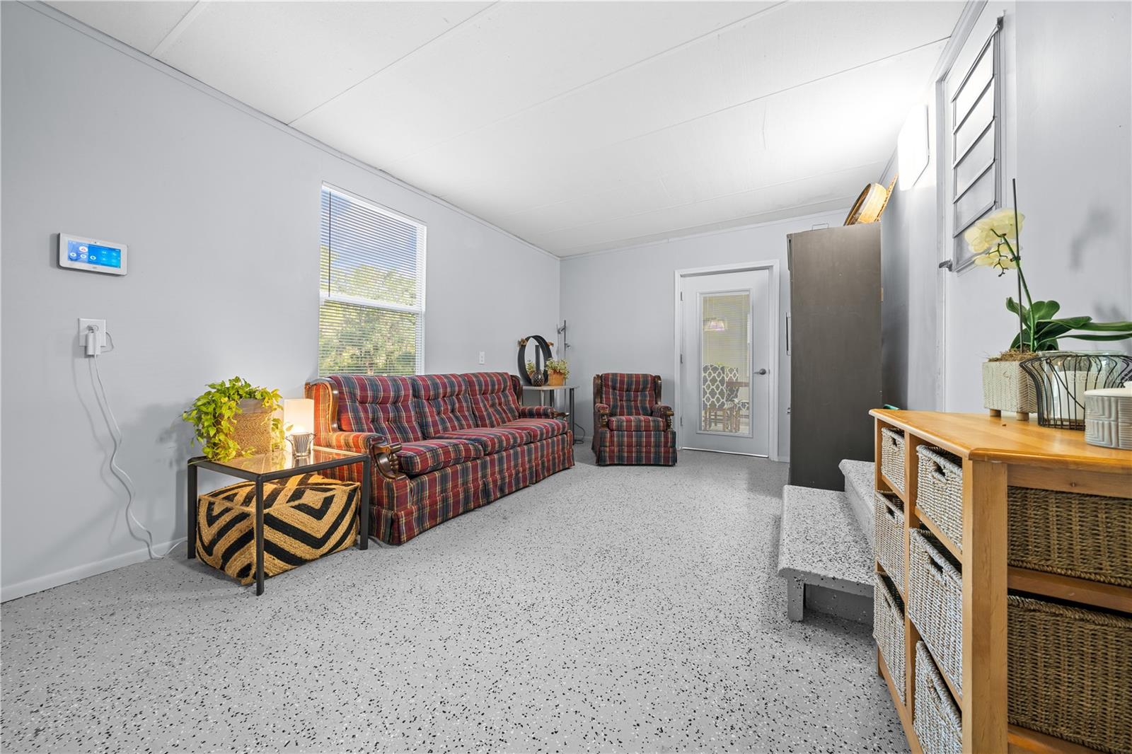 MAGNOLIA MANOR - Residential