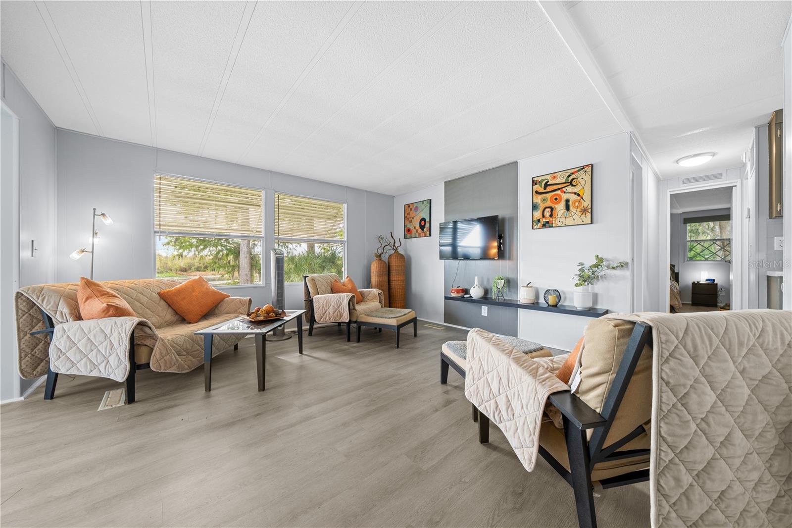 MAGNOLIA MANOR - Residential