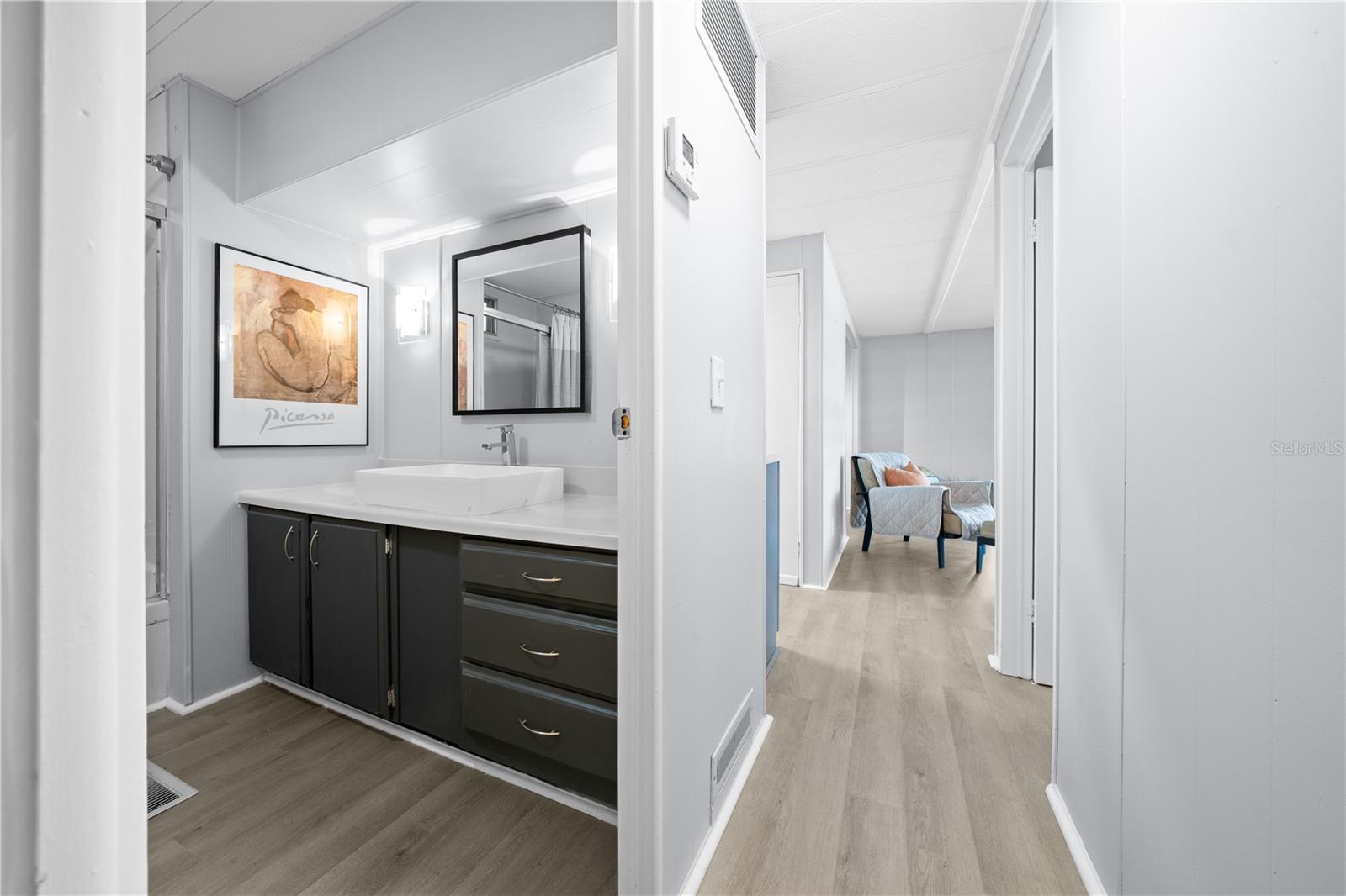 MAGNOLIA MANOR - Residential