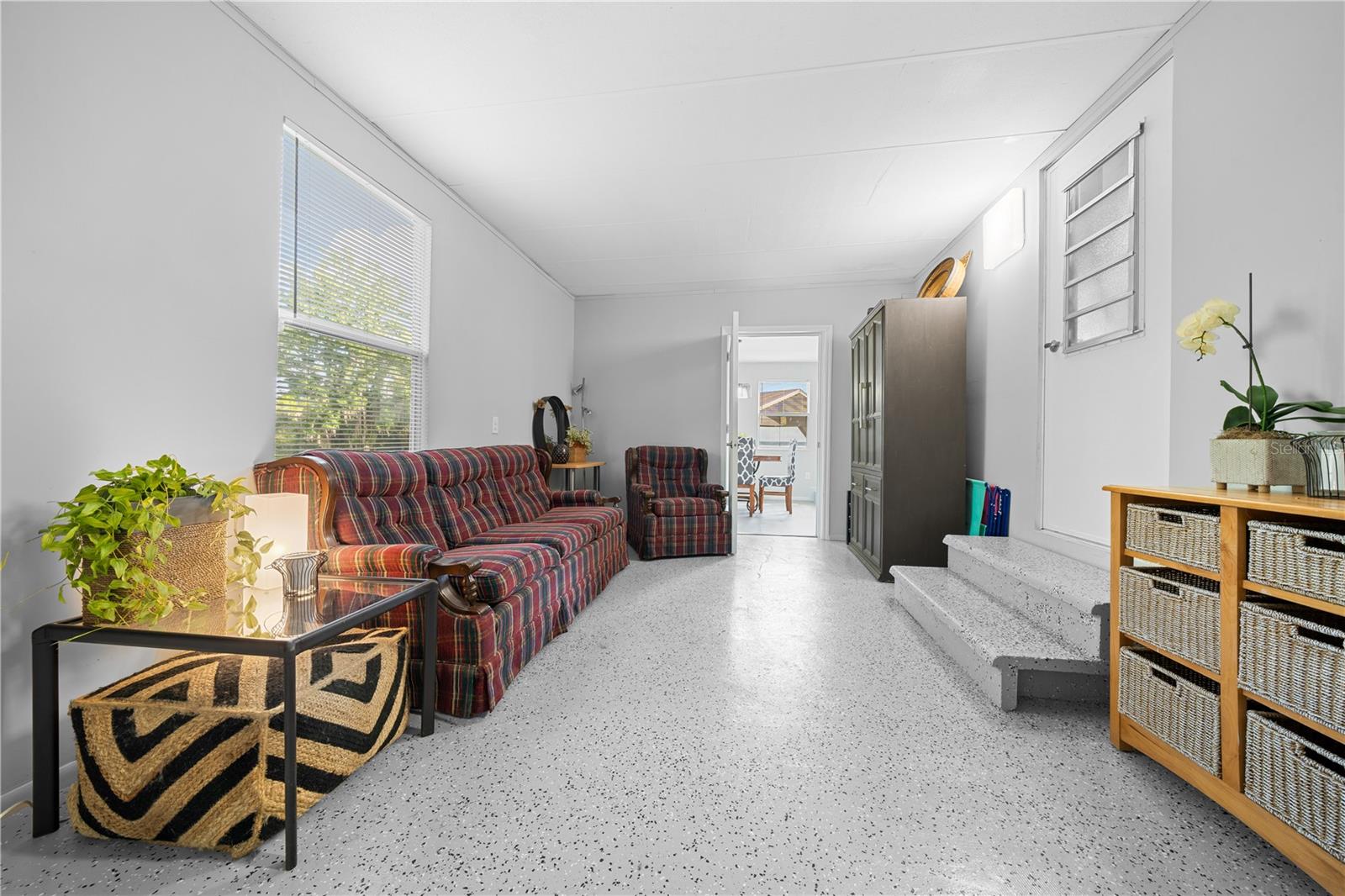 MAGNOLIA MANOR - Residential