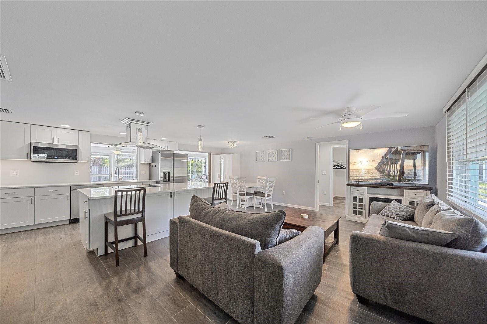 MANASOTA SUB LT 7 BLK J - Residential