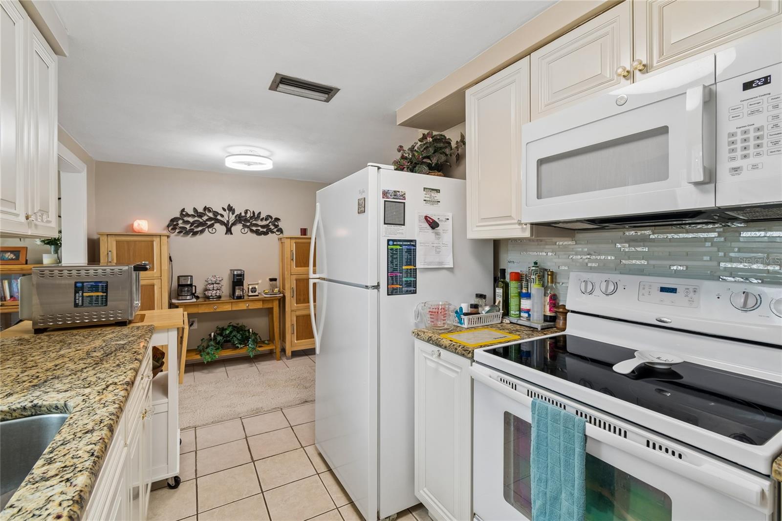 TANGLEWOOD TERRACE - Residential