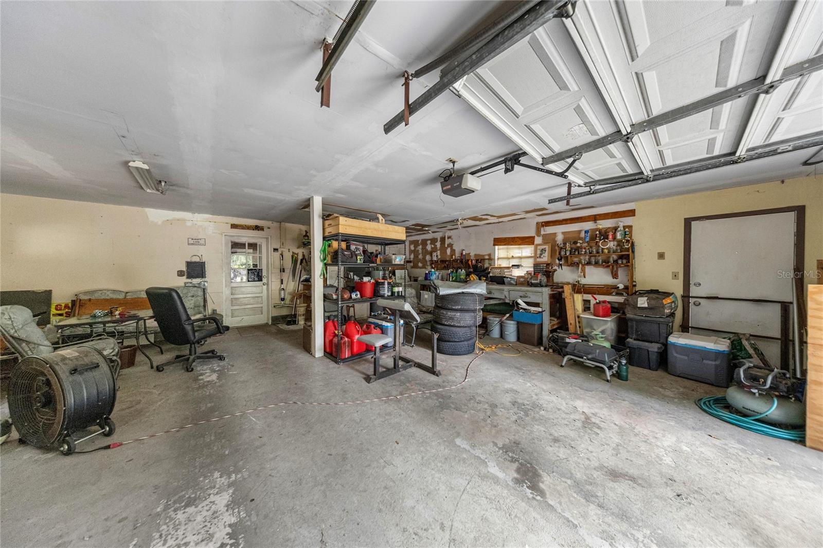 BELLEVIEW RANCHETTES - Residential