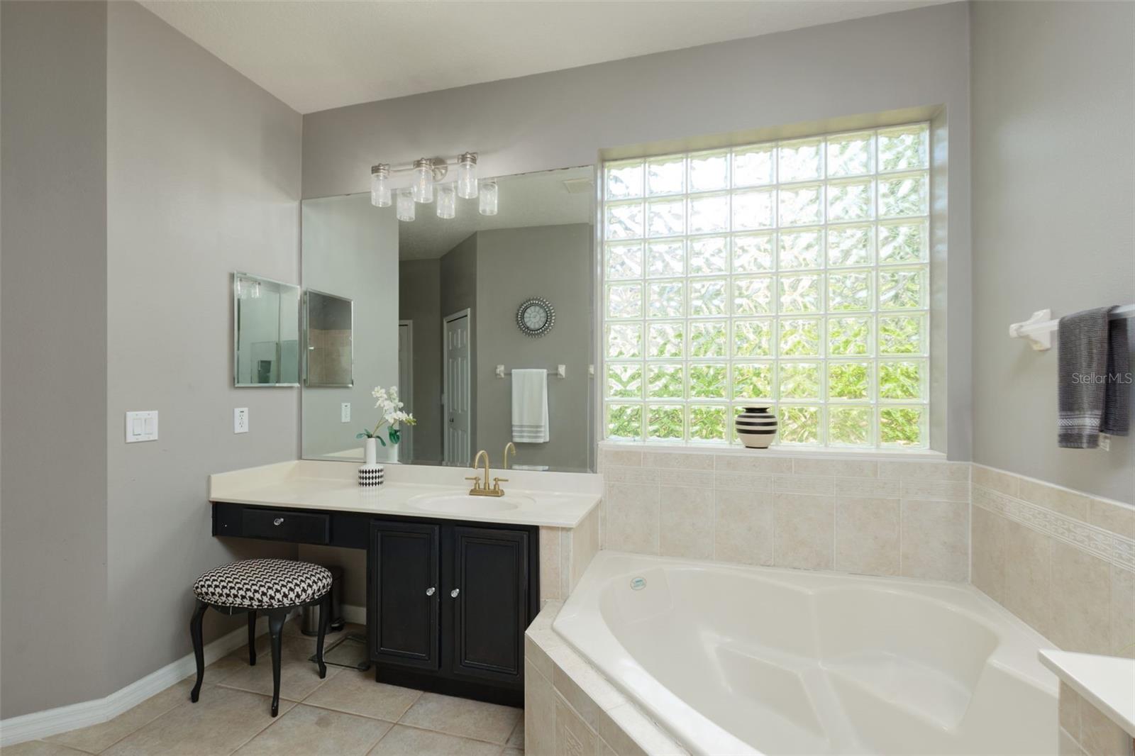WESTFIELD LAKES - Residential