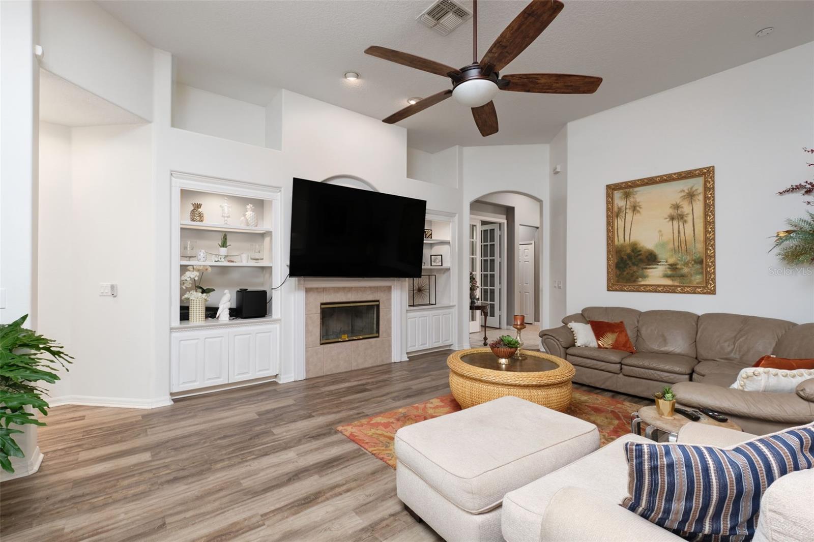 WESTFIELD LAKES - Residential