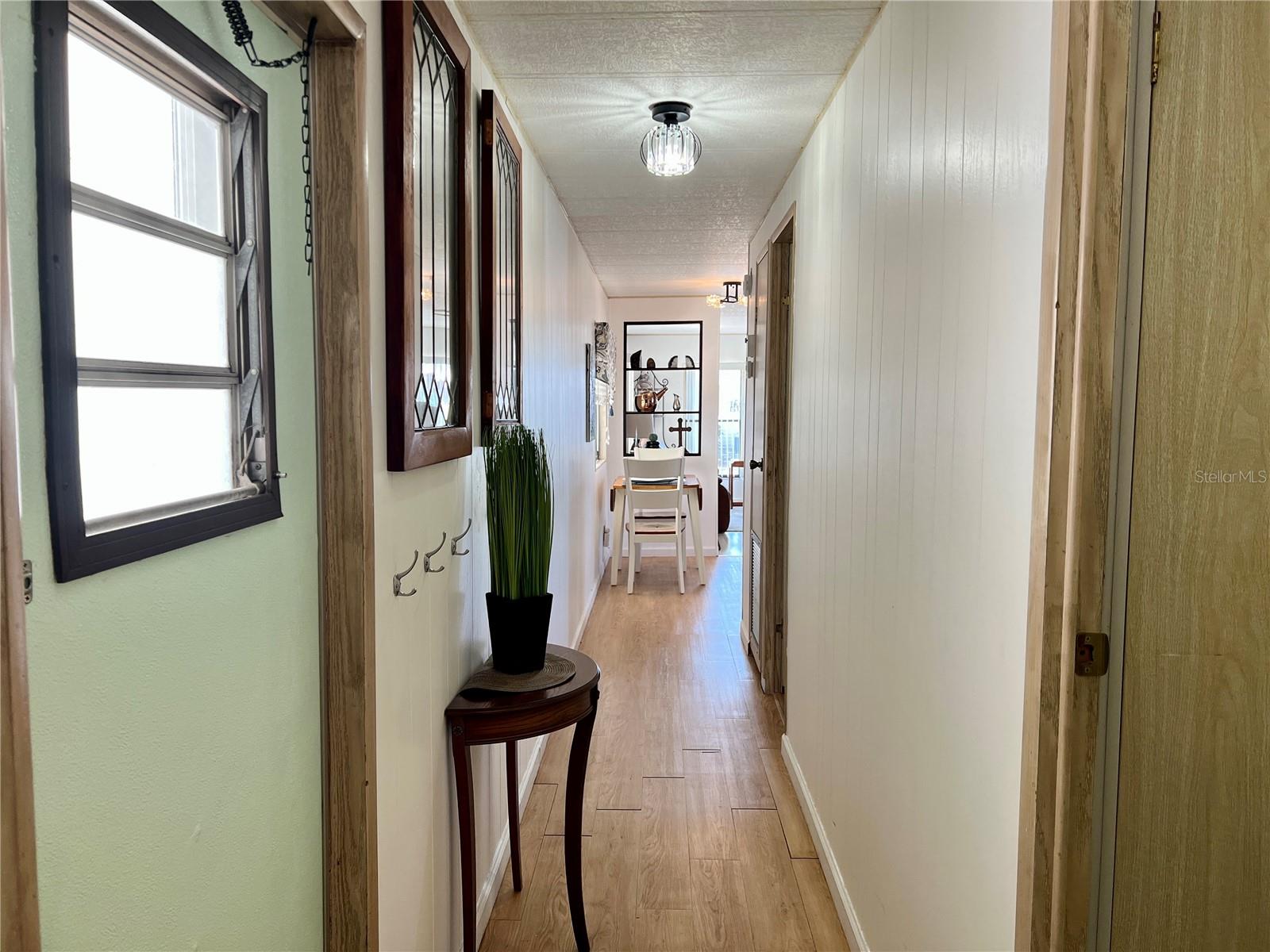 PALM LAKE ESTATES - Residential