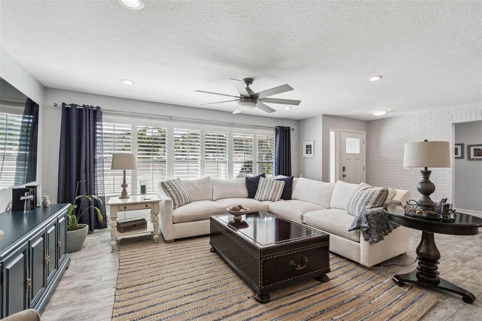 PATTY ANN ACRES - Residential