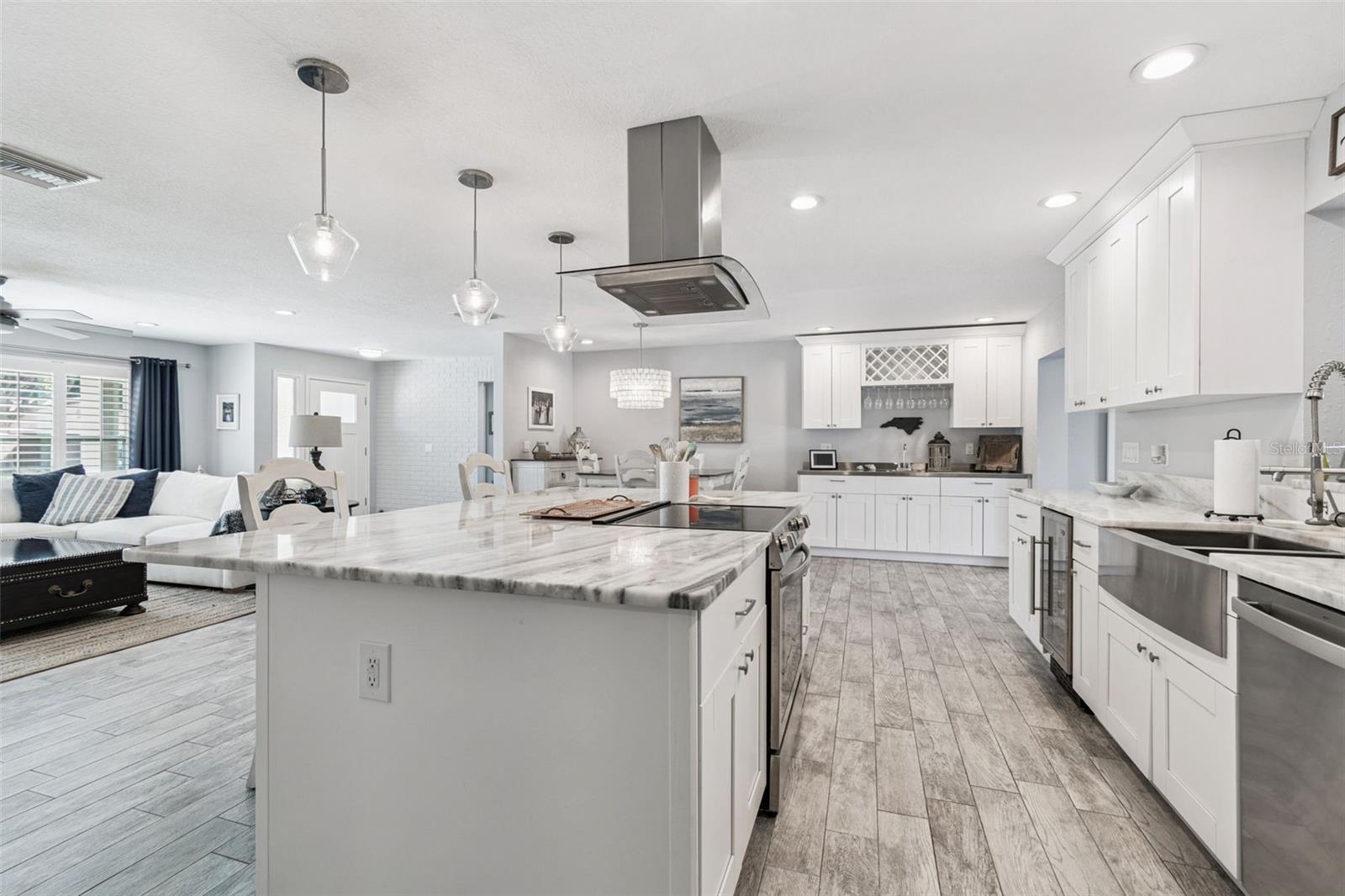 PATTY ANN ACRES - Residential