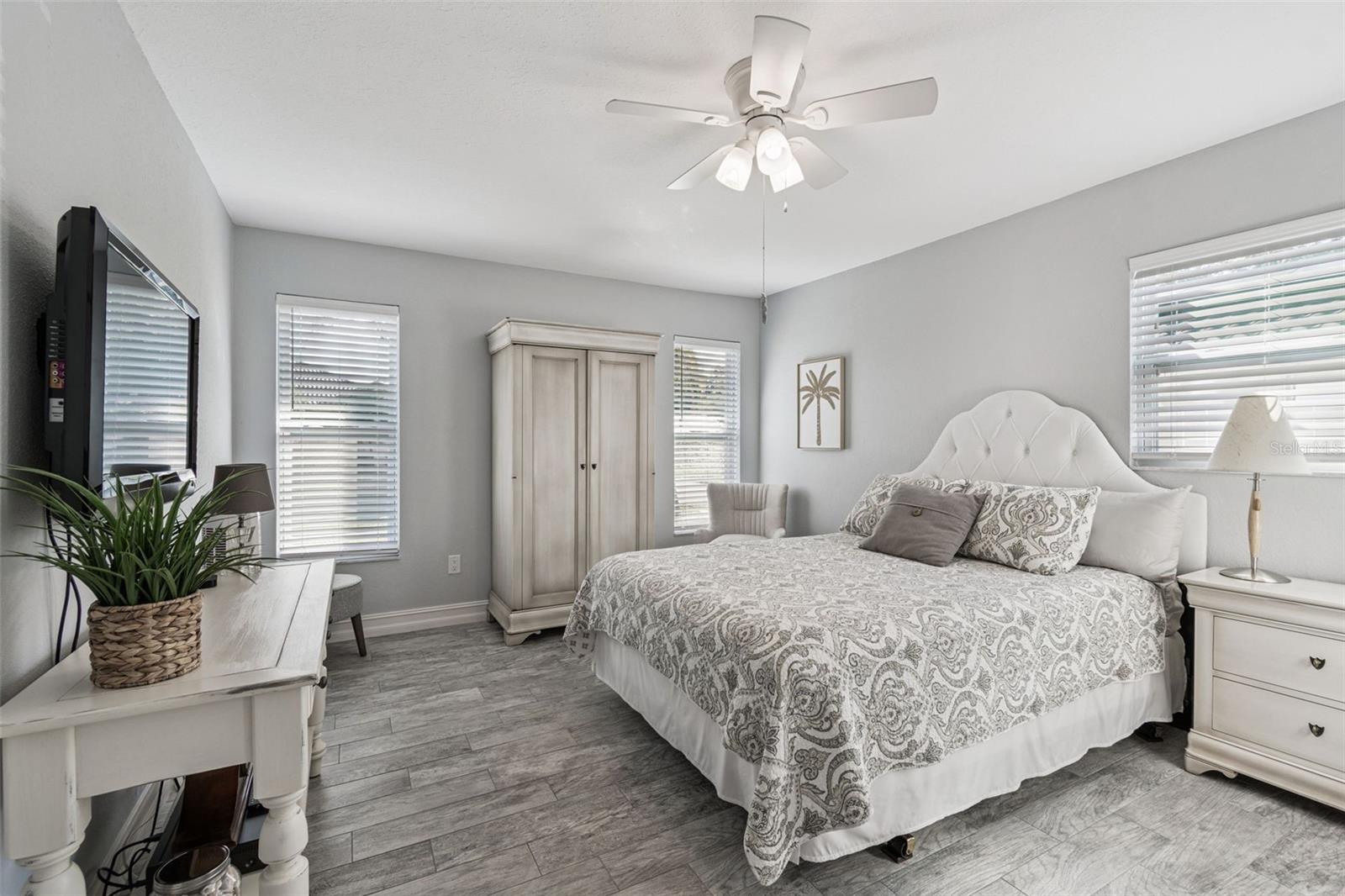 PATTY ANN ACRES - Residential