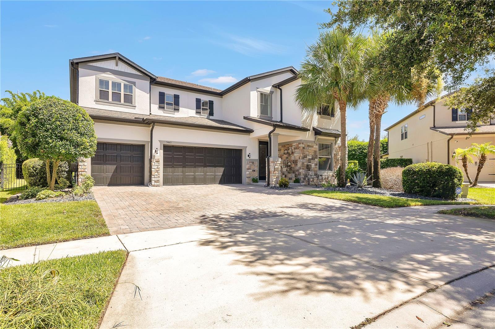 9443 ROYAL ESTATES BOULEVARD
