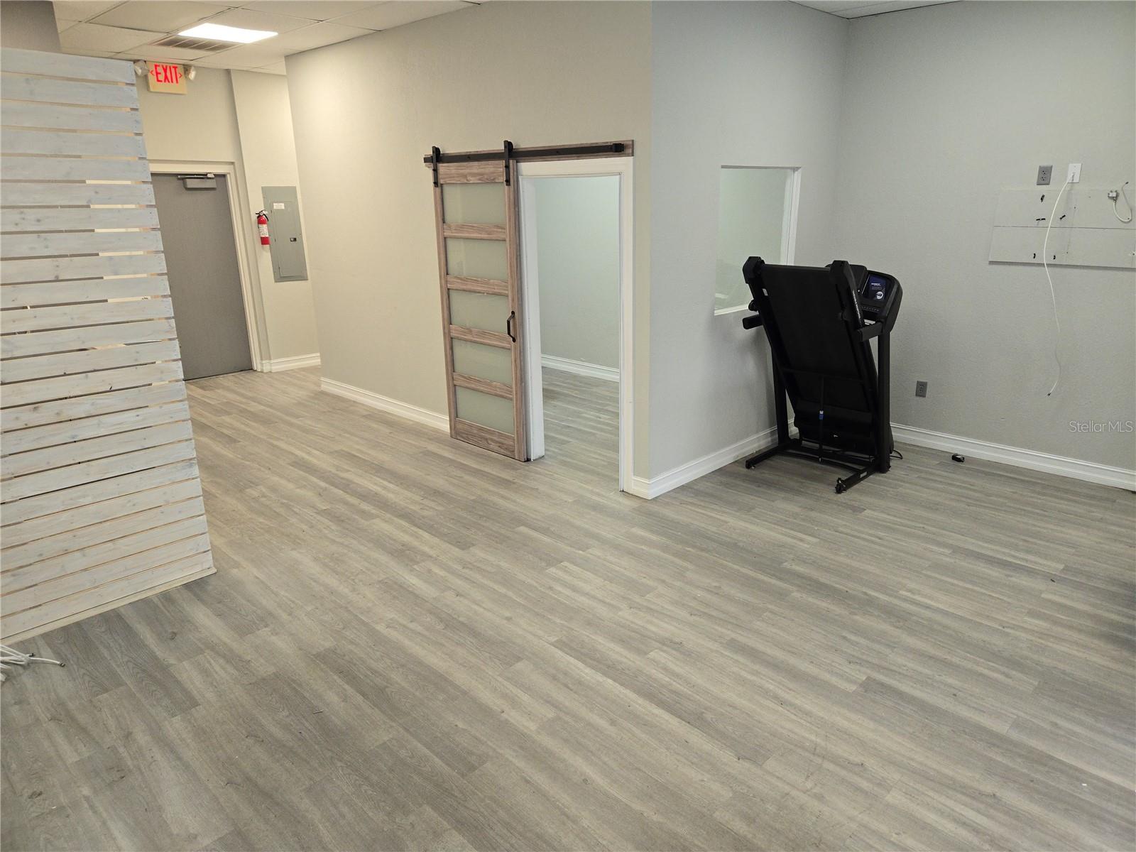 PALM HARBOR ESTATES - Commercial Lease