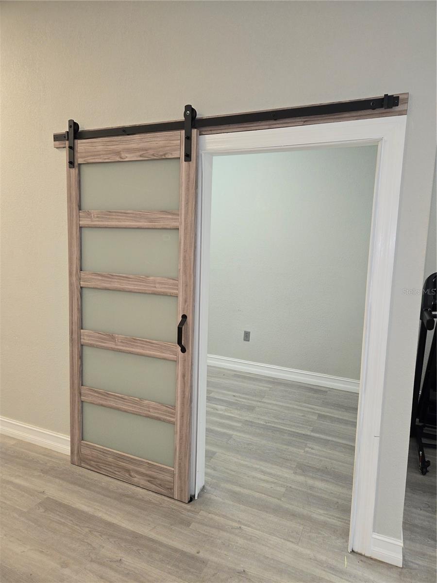 PALM HARBOR ESTATES - Commercial Lease