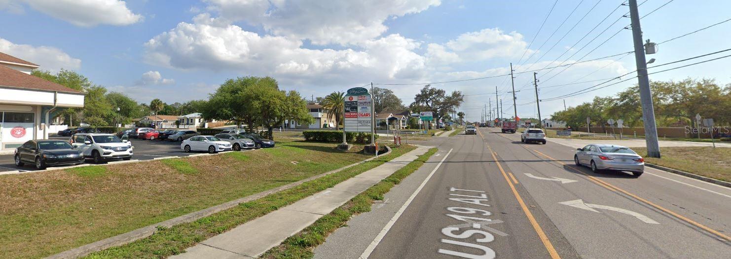 PALM HARBOR ESTATES - Commercial Lease