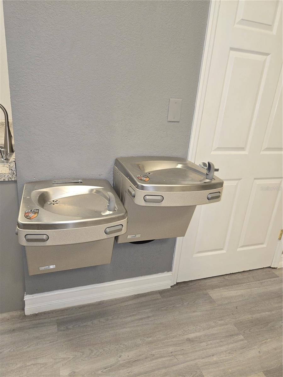 PALM HARBOR ESTATES - Commercial Lease