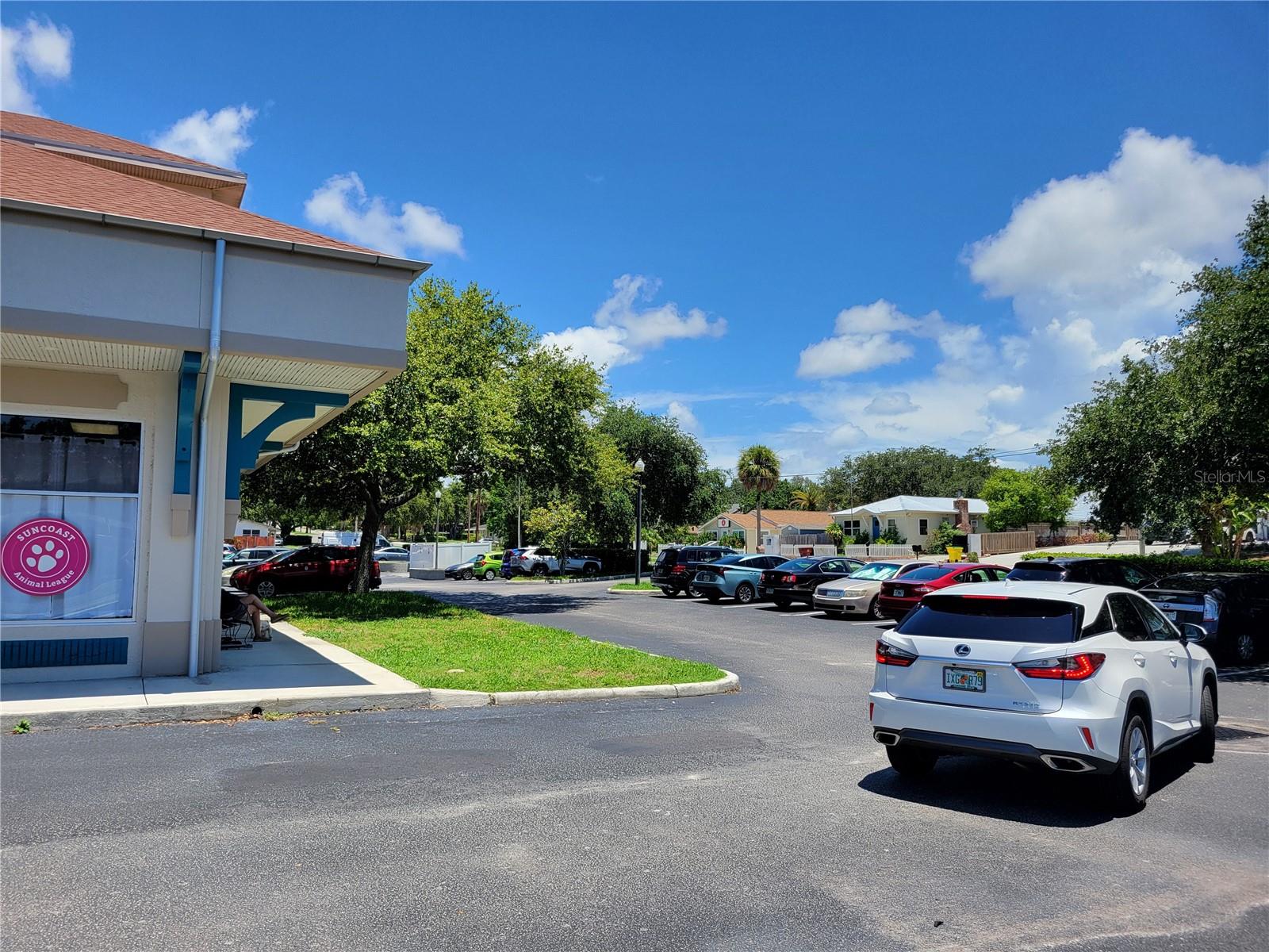 PALM HARBOR ESTATES - Commercial Lease
