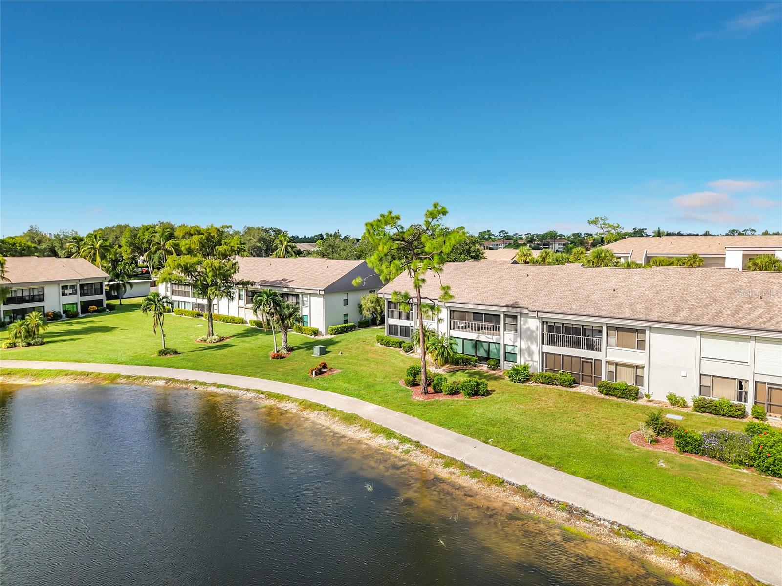 5925 TRAILWINDS DRIVE 925