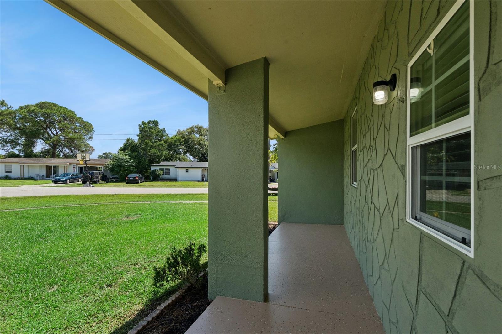 620 DARBY COURT
