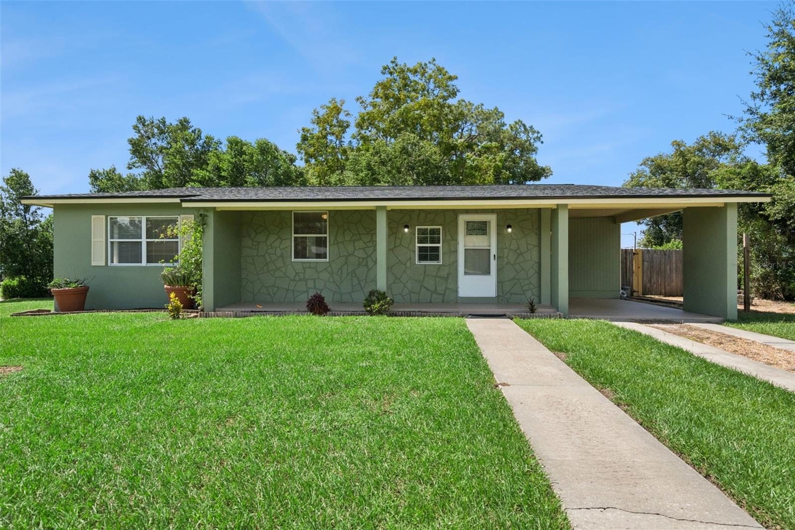 620 DARBY COURT