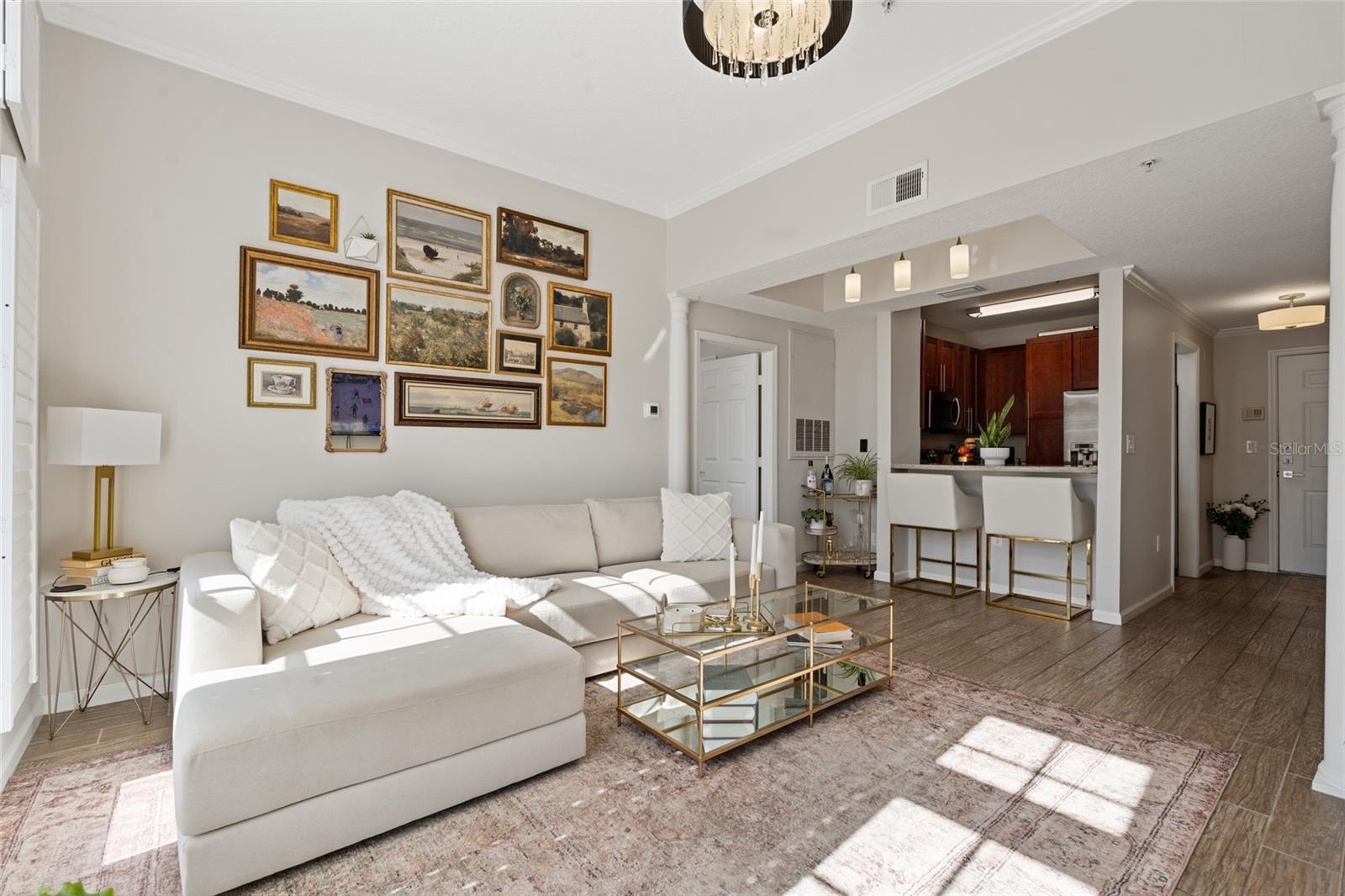 HYDE PARK WALK A CONDO - Residential