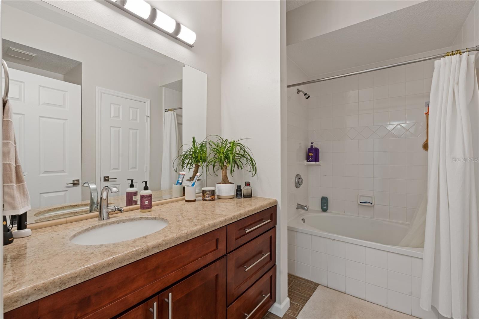 HYDE PARK WALK A CONDO - Residential