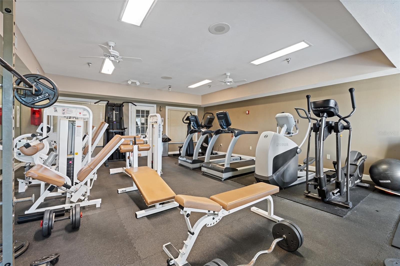 HYDE PARK WALK A CONDO - Residential