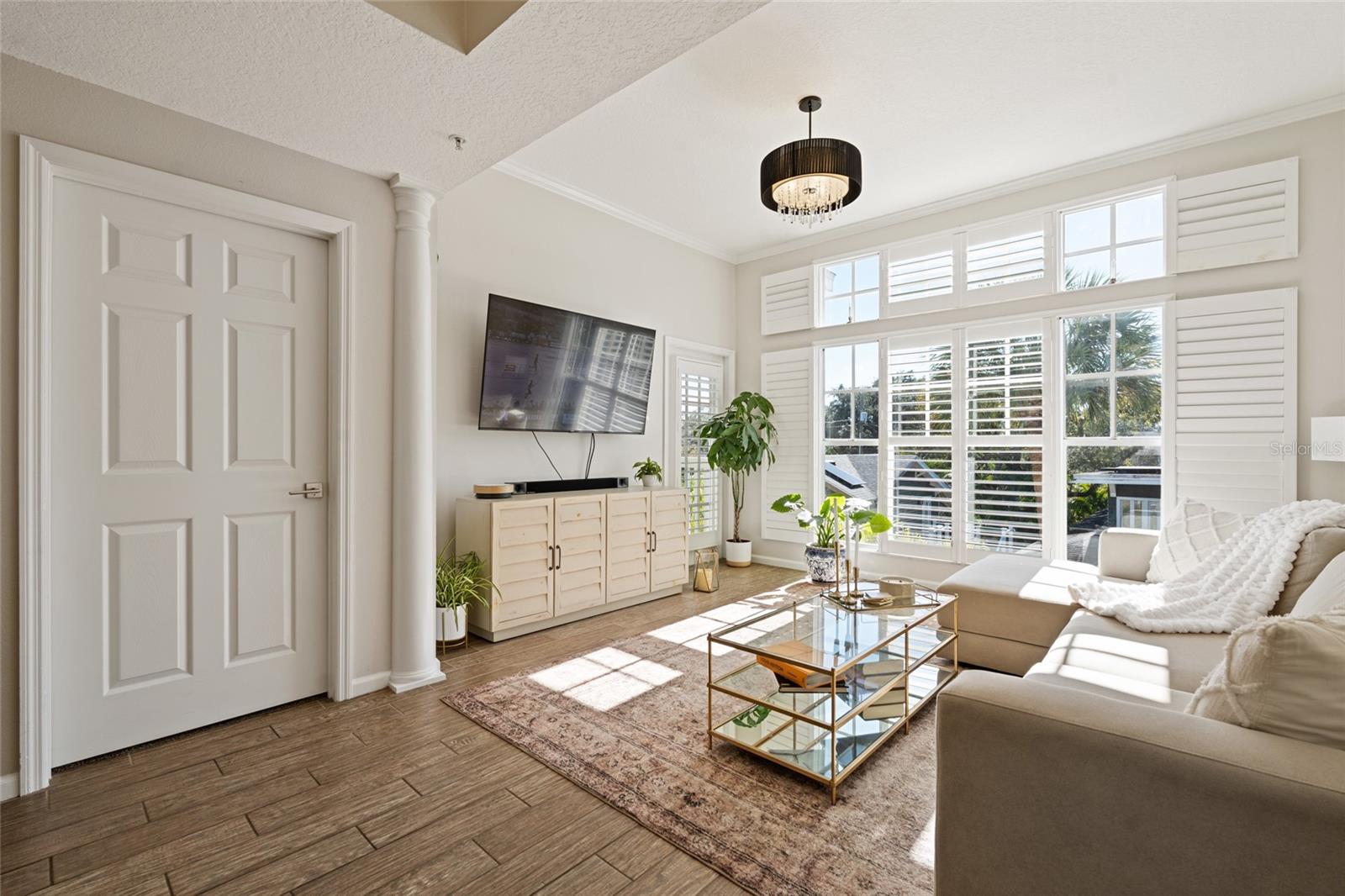 HYDE PARK WALK A CONDO - Residential