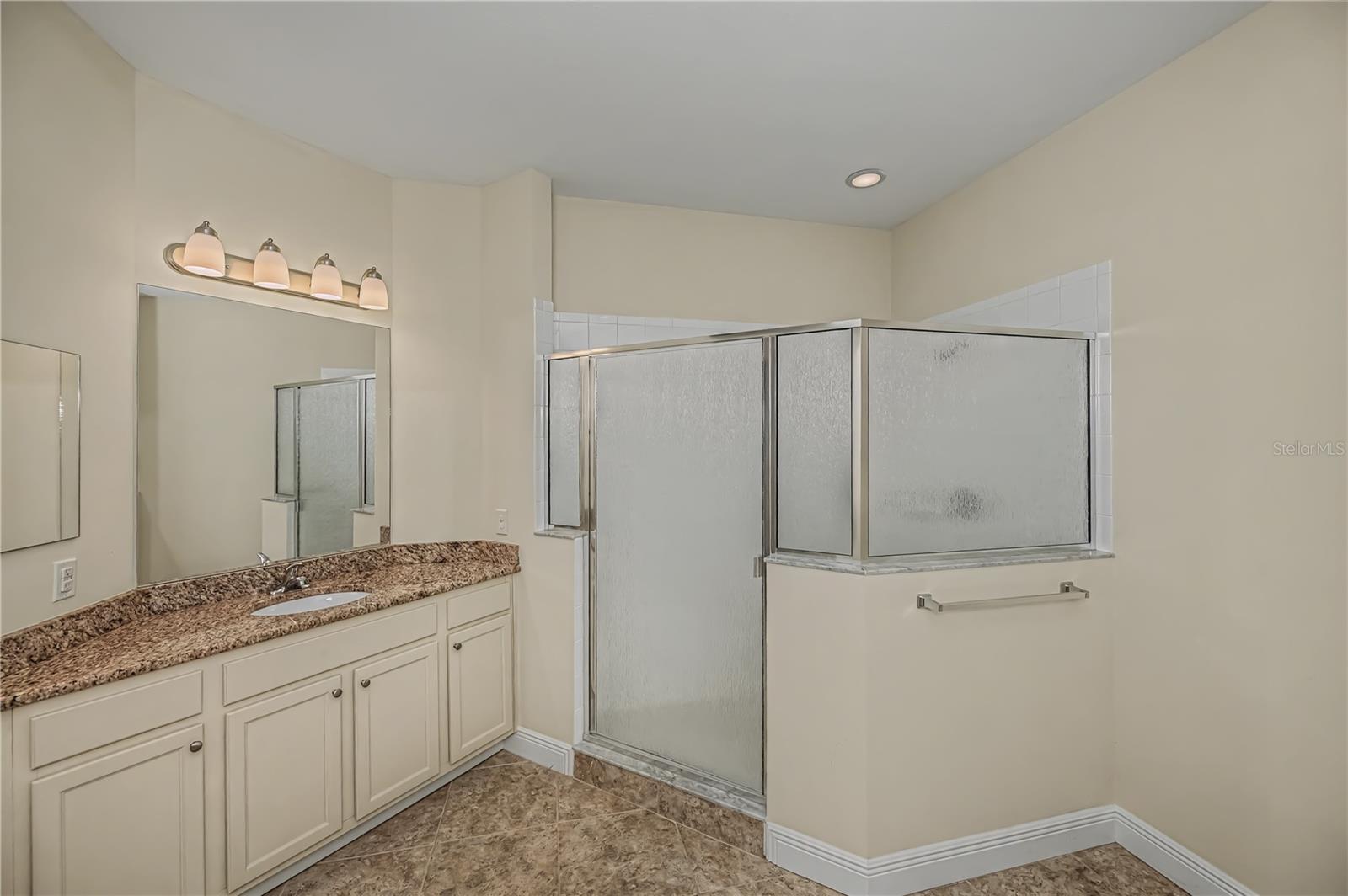 HERITAGE LAKE PARK - Residential