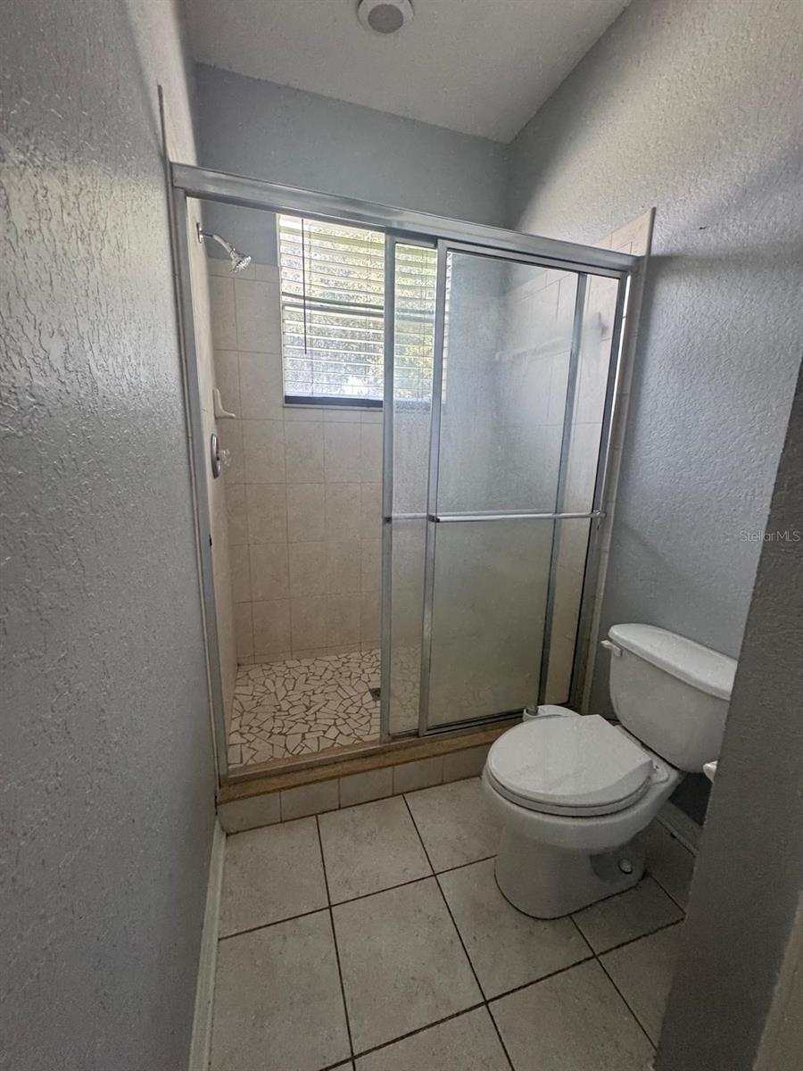 ROCKET CITY - Residential Lease