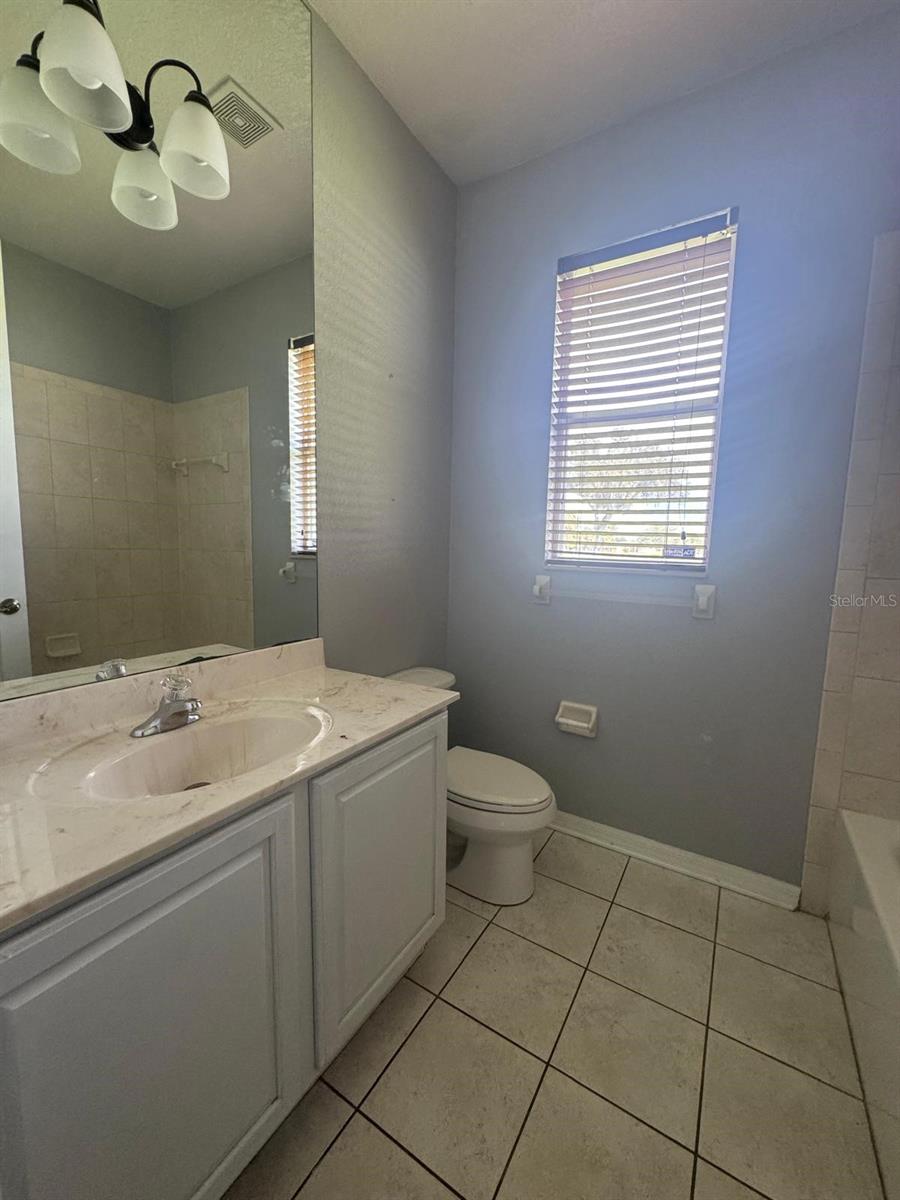 ROCKET CITY - Residential Lease